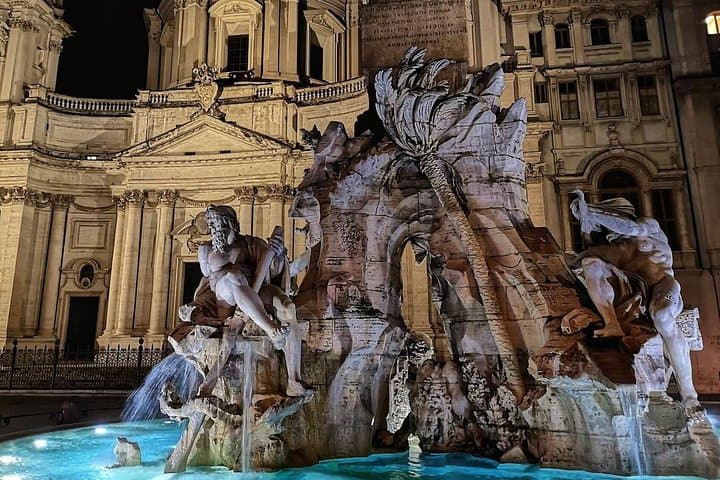 Intro to Rome: Piazzas and Fountains Semi-Private Tour