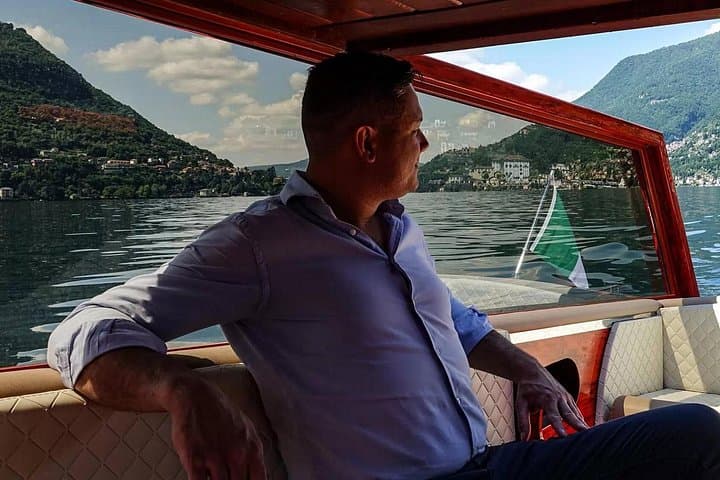 3 Hours Private Wooden Boat Tour visit Bellagio 10 pax