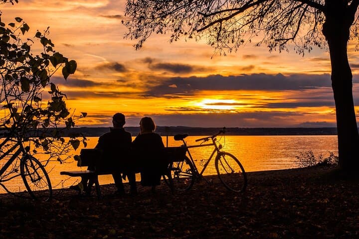 E-Bike tour in Syracuse with rich aperitif at sunset