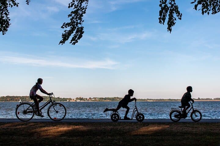 E-Bike tour in Syracuse with rich aperitif at sunset