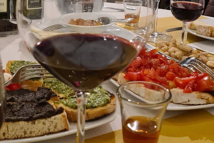 Horseback ride and Poolside Day chillout with Tuscan Lunch