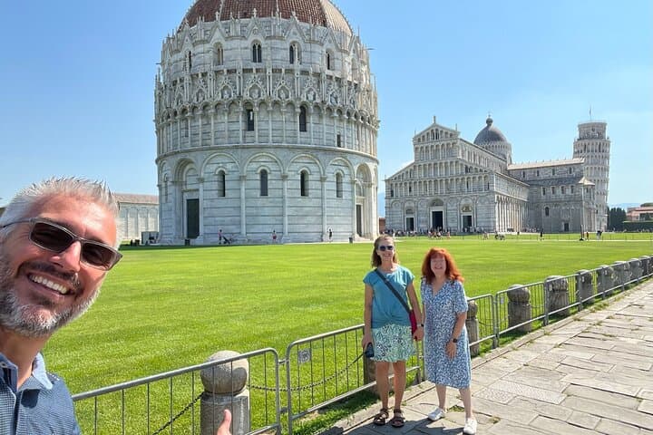 Pisa and Lucca Private Tour from La Spezia