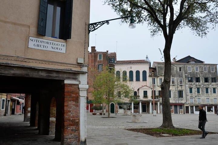 Morning Walking Tour of Venice with Mini Cruise