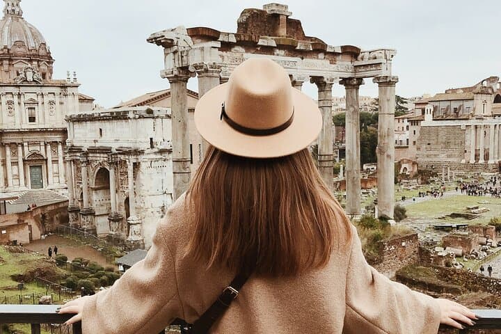 Colosseum, Roman Forum and Palatine Hill Guided Walking Tour
