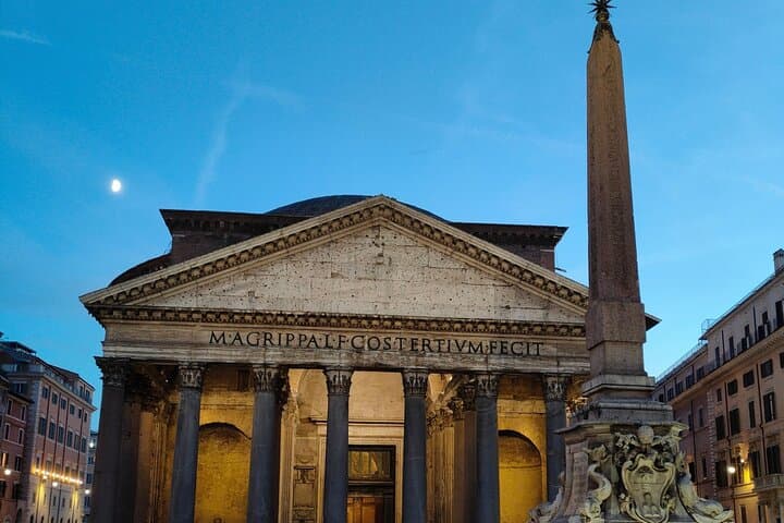 The History of Power in Modern Rome: A Self-Guided Audio Tour