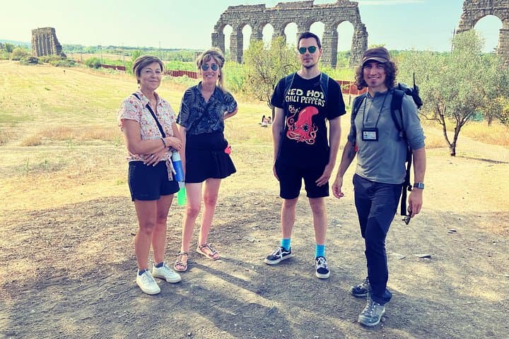 More happy hikers!