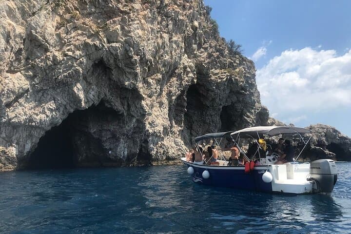 2-Hours Excursion to the Blue Grotto of Taormina in Isola Bella