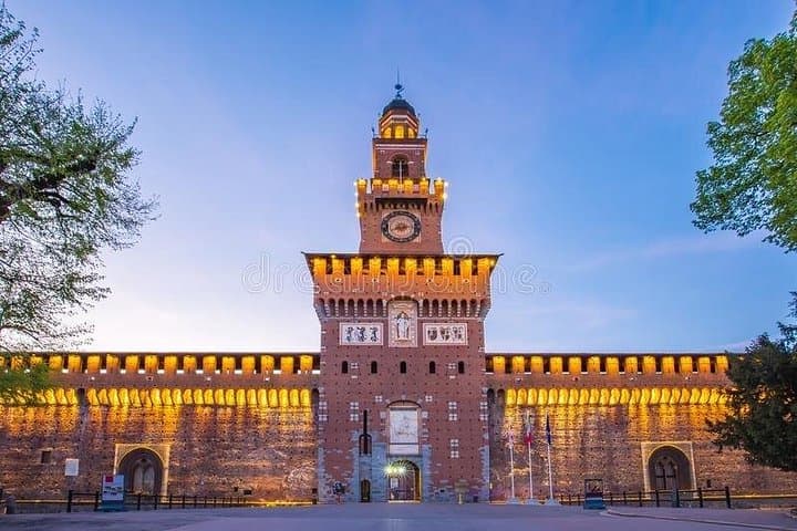 Welcome to Milan: Private Tour of Highlights and Hidden Gems
