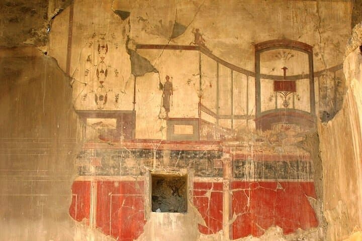 Transfer from Sorrento to Naples with Private Tour in Herculaneum