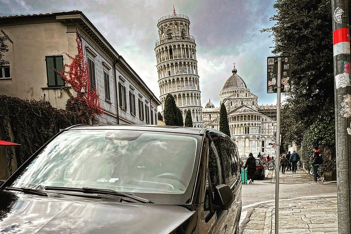 Leaning Tower of Pisa - Mercedes minivan