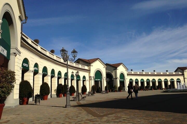 Luxury day trip Portofino and Serravalle outlet from Milan
