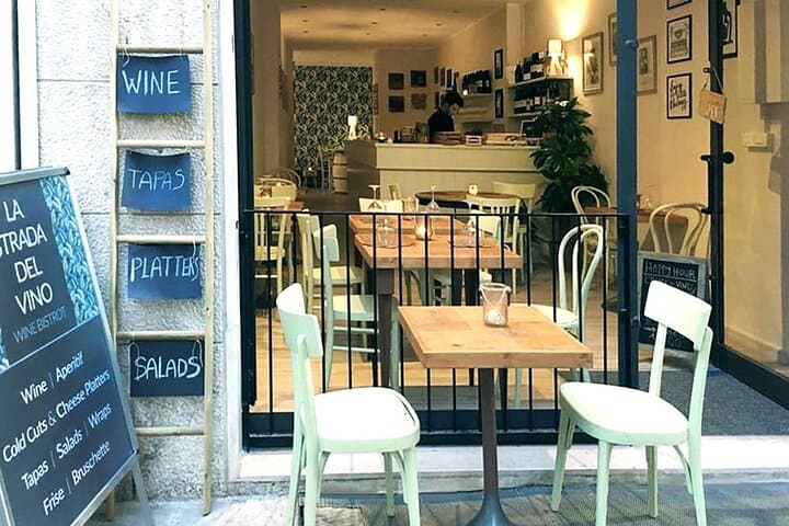Pasta Class and wine tasting in Lecce