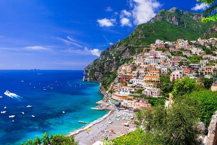 Pompeii and Positano: full-day tour from Rome