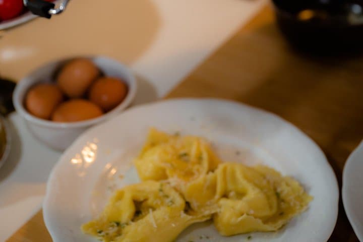 Authentic 4-Course Dinner and Wine Pairing in Florence