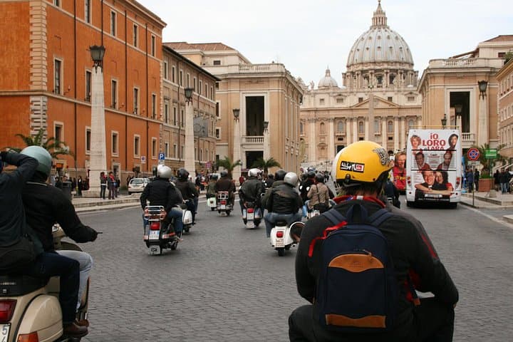 Vespa Tour THE SEVEN CHURCHES