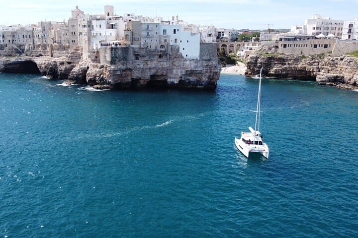 Guided Tour by Catamaran with Aperitif from Polignano a Mare