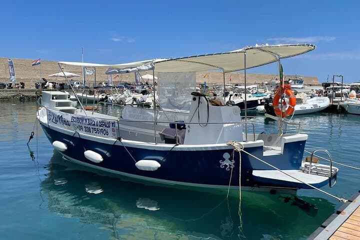 Boat excursion along the coast of Cefalù