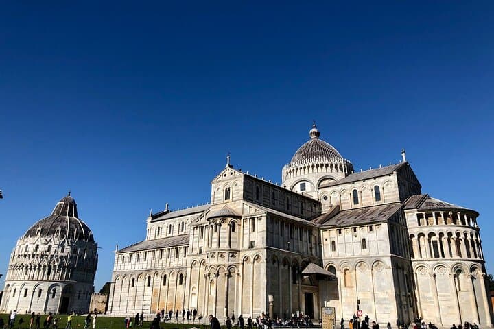 Florence & Pisa bus tour from La Spezia