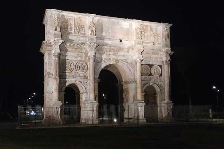 Rome by Night: 2hr Guided Walking Tour