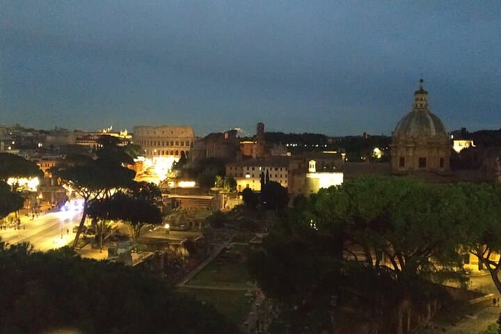 Rome by Night: 2hr Guided Walking Tour