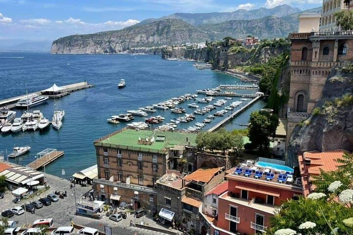 Transfer from Sorrento to Naples airport or station