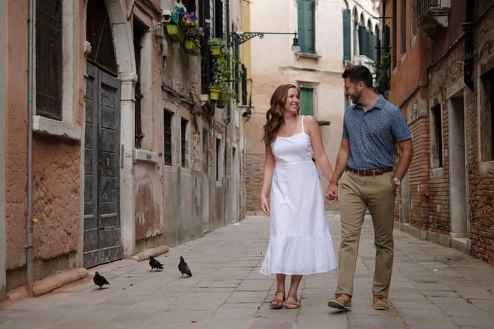 Iconic Photos and Adventure in Venice