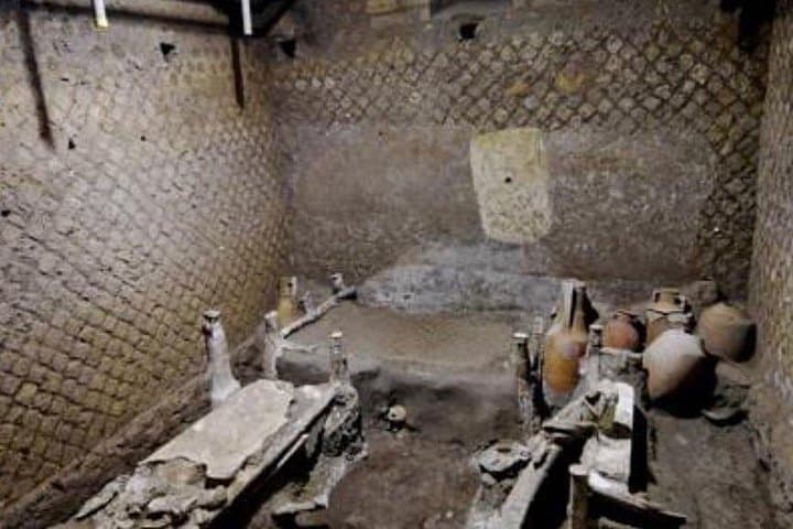 Pompeii ruins