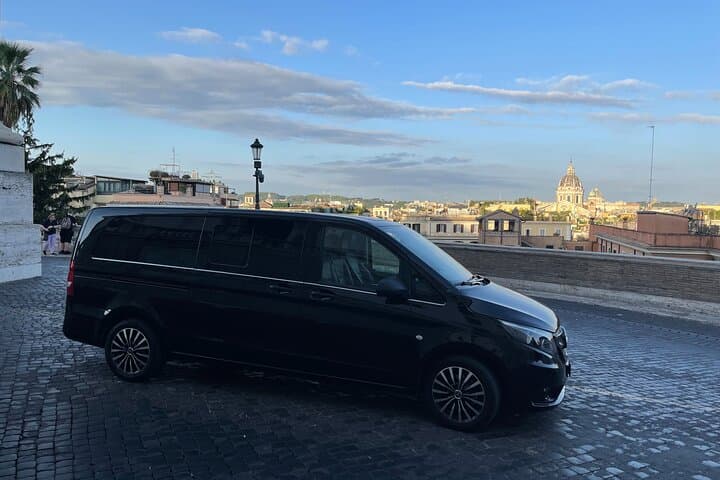 4 Hour Tour of Rome with Private Van