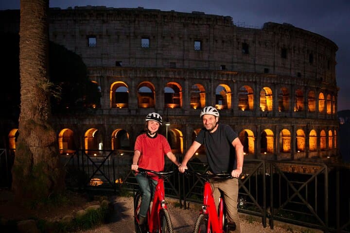 Rome in the Evening Bike / E-Bike Tour with optional Dinner