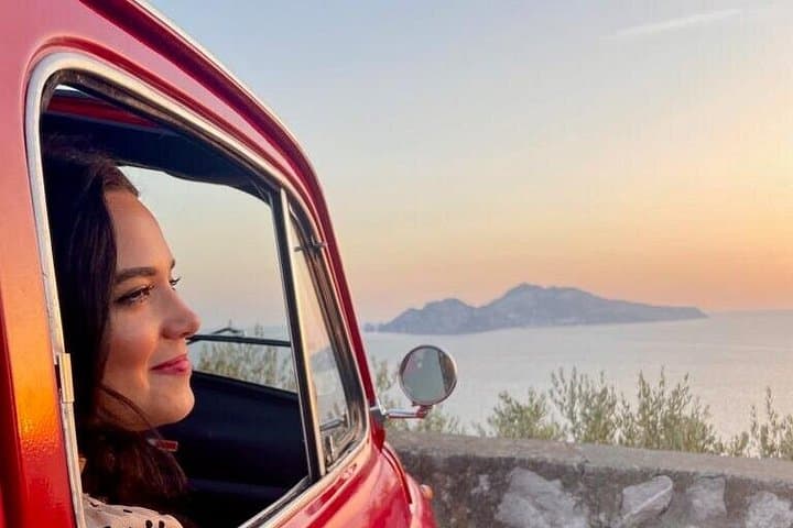 Private Sunset Photo Tour with vintage Fiat 500