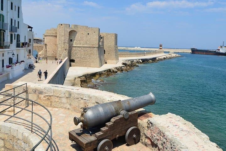 2-Hour Private Guided Tour in the Old Town of Monopoli