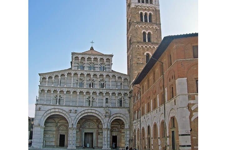 Private Pisa and Lucca Tour from Florence with Transportation