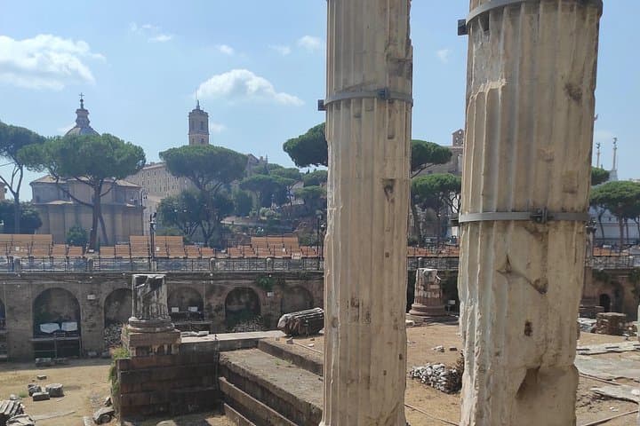 Private transfer from Fiumicino Airport to Rome or vv.