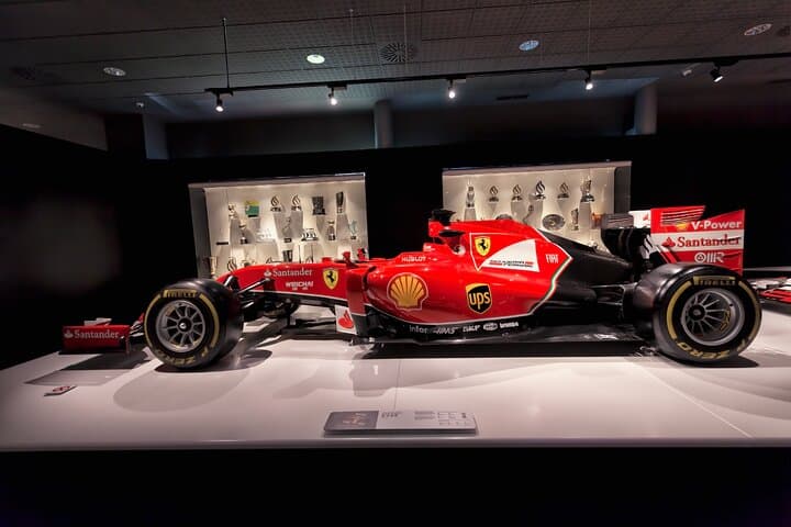 From Milan : Maranelllo Ferrari Full Day Experience with Lunch