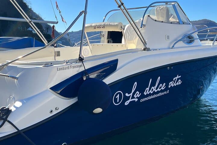 Glamour tour (3 H) speed boat stop in Bellagio