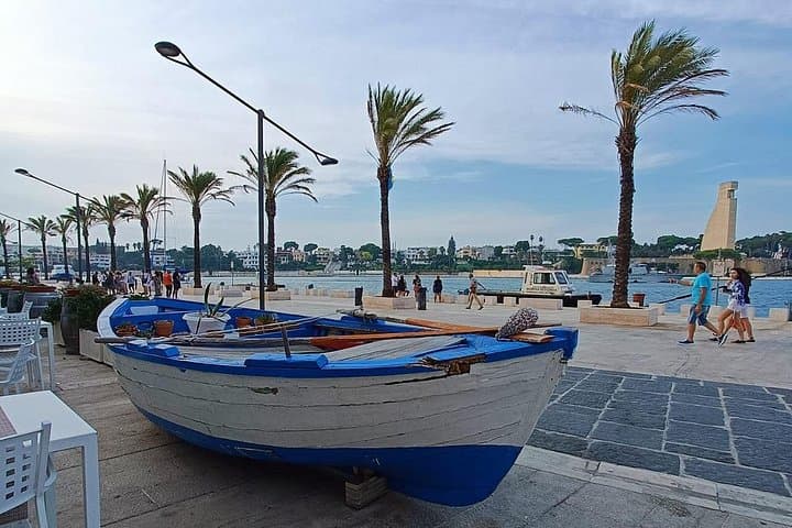 2 Hour Private Walking Tour of Brindisi
