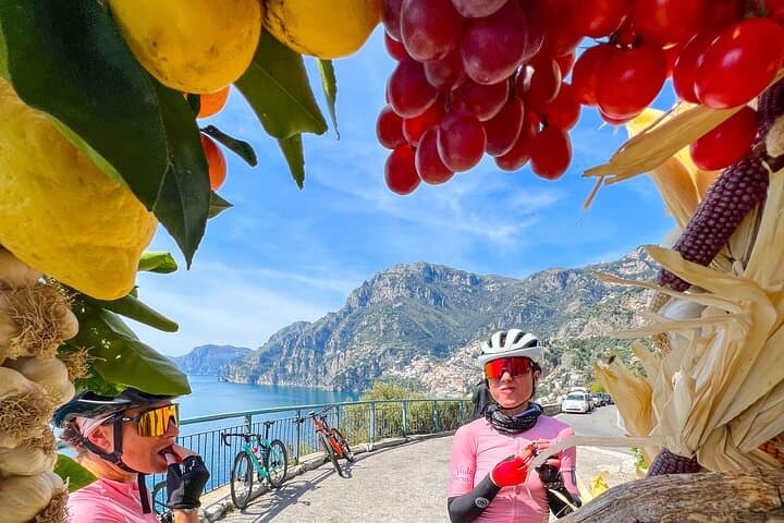 Amalfi coast: E-bike tour from Sorrento to Positano