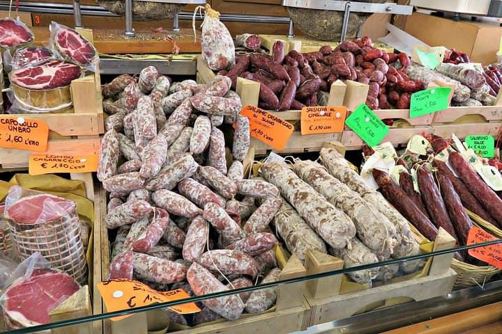 Taste Umbria: Full Meal Walking Tour in Perugia by Do Eat Better