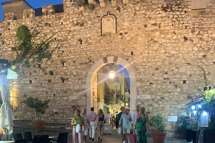 Private Tour Alcantara Gorges, Taormina and Messina. Departure Messina
