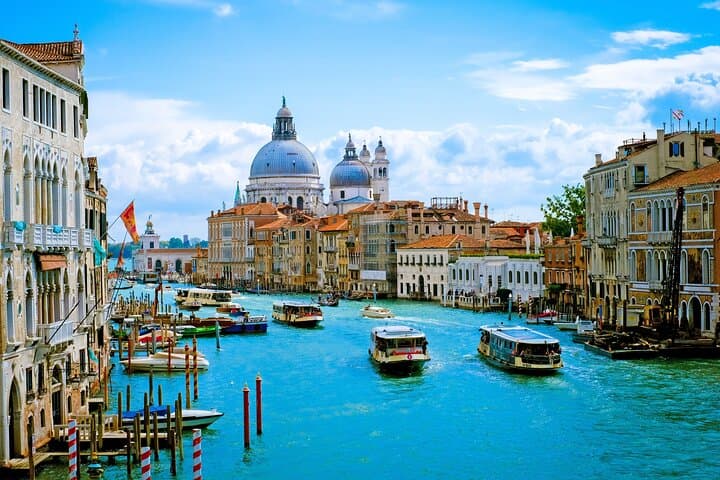 Group tour: Venice in one day