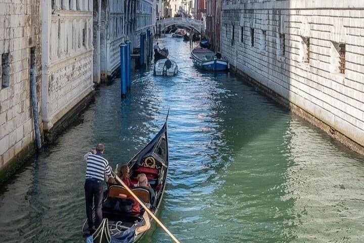 Group tour: Venice in one day