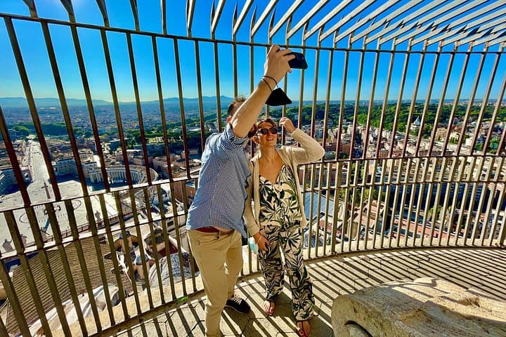 St Peters Basilica, the Grottoes and Climb the Dome Guided Tour
