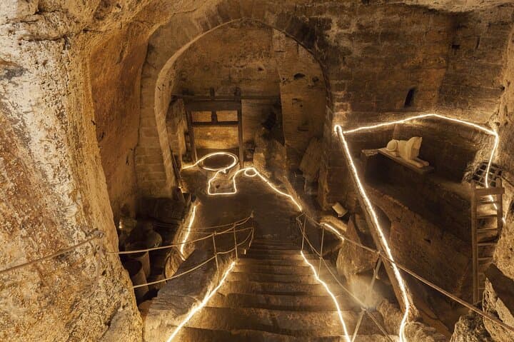 Day in Altamura and Gravina Guided Tour with Lunch in an Osteria