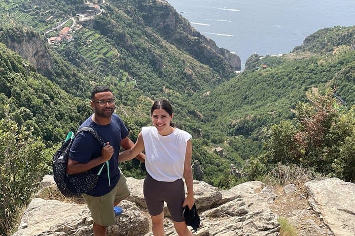 Excited hikers enjoying the first views.