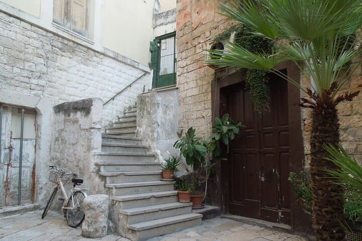 Bari Food and History Private Tour - Tiered Pricing