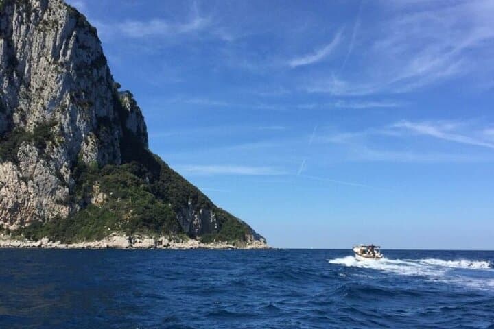 Luxury Capri Dining Experience & Aperitif with Yacht Transfer