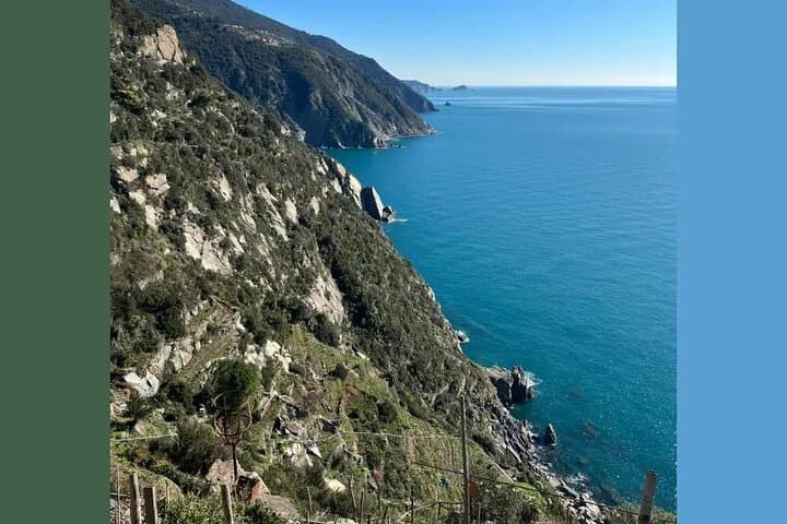 Cinque Terre: Pesto cooking class with sea view in Riomaggiore