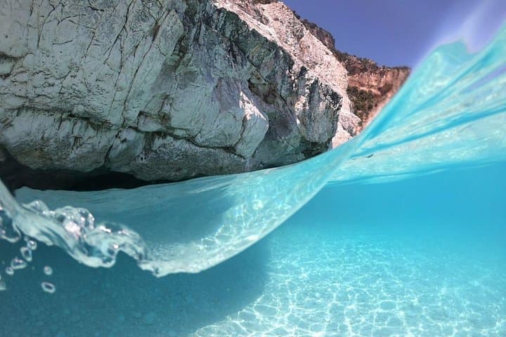 From Cala Gonone: Dinghy trip in the Gulf of Orosei