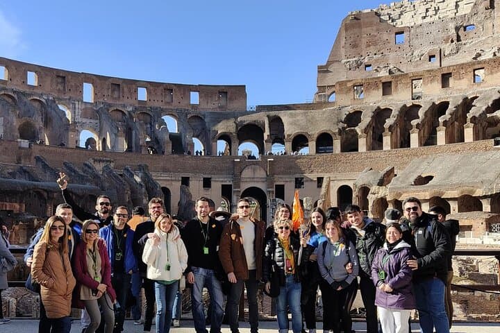Colosseum with Gladiator Arena, Forum and Palatine in Spanish