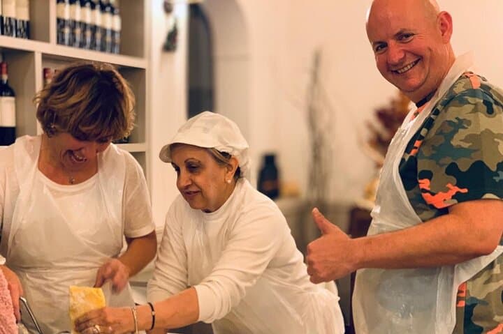 Rome Pasta & Tiramisu Making Class & Fine Wine by Cooking Italy